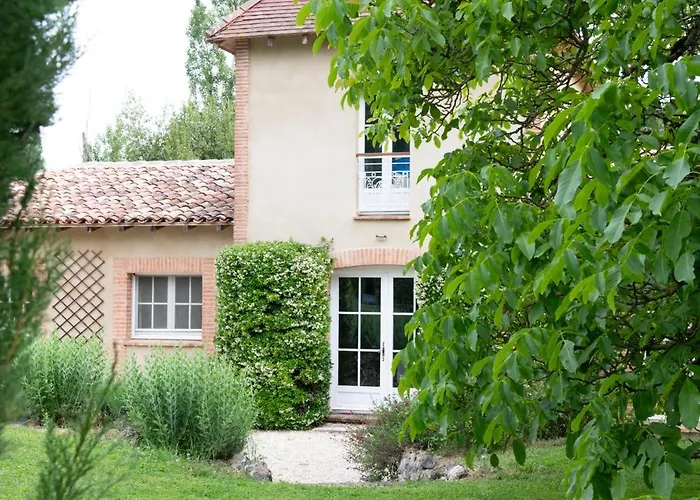 別荘 In French Tuscany *